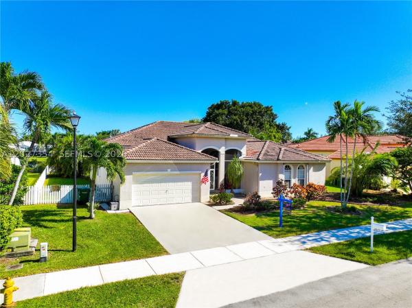 Fairways At Keys Gate, 2835 Fairways Dr, Homestead, Florida 33035, image 2