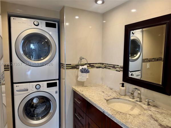 1000 Island Boulevard, 1000 W Island Blvd #710, Aventura, Florida 33160, image 1