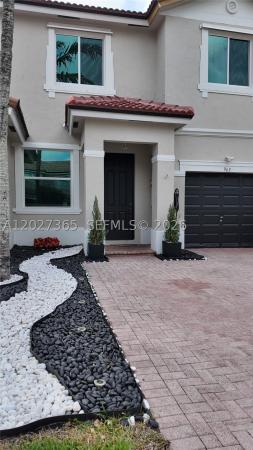Floridian Isles South, 963 NE 42nd Ave, Homestead, Florida 33033, image 3