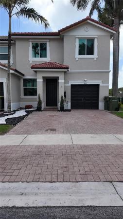 Floridian Isles South, 963 NE 42nd Ave, Homestead, Florida 33033, image 1