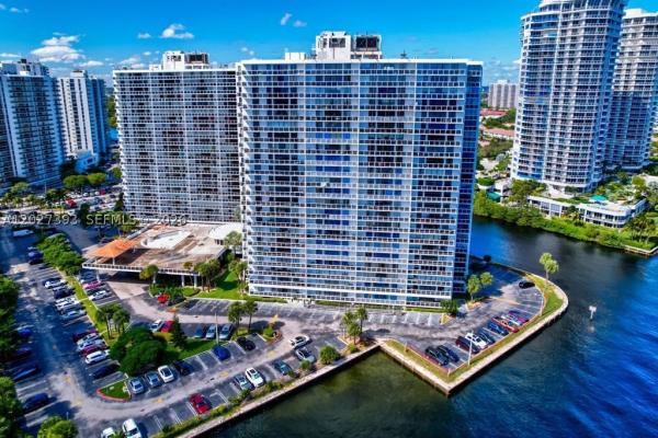 Waterview 1, 20505 E Country Club Dr #143, Aventura, Florida 33180, image 1