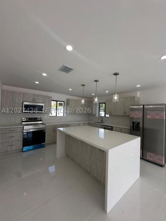 Windward Estates, 2041 NW 190th Ter, Miami Gardens, Florida 33056, image 1