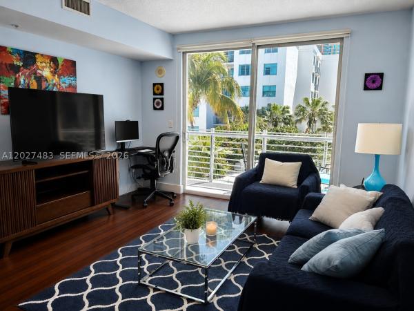 The Cosmopolitan Residences On South Beach, 110 Washington Ave #2512, Miami Beach, Florida 33139, image 2