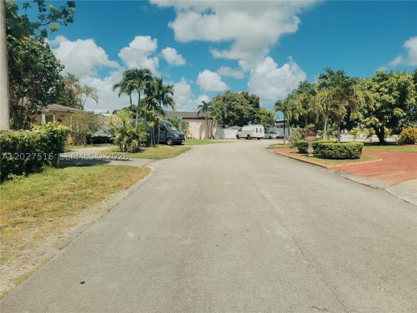 7305 SW 17th Ter, Unincorporated Dade County, Florida 33155, image 1