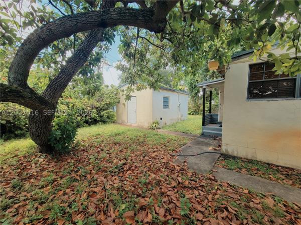 7305 SW 17th Ter, Unincorporated Dade County, Florida 33155, image 2