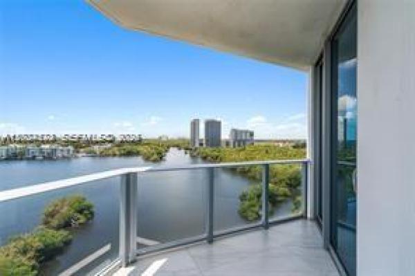 The Reserve At Marina Palms, 17111 Biscayne Blvd #1210, North Miami Beach, Florida 33160, image 1