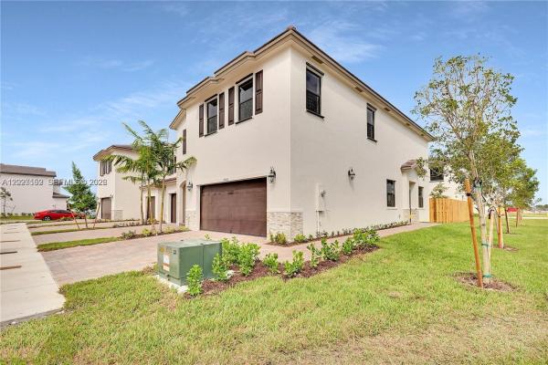 13033 SW 233rd Ter, Unincorporated Dade County, Florida 33170, image 1