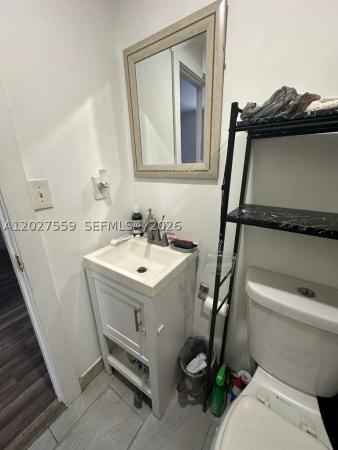 College, 685 SW 7th Ter, Dania Beach, Florida 33004, image 2