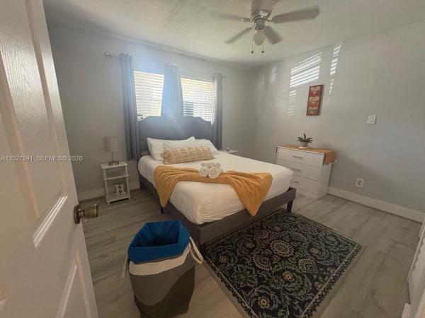 Hollywood Beach Gardens, 201 Columbus Pkwy #1-2, Hollywood, Florida 33021, image 2