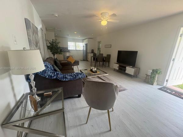 Hollywood Beach Gardens, 201 Columbus Pkwy #1-2, Hollywood, Florida 33021, image 1