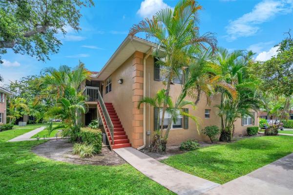 767 NW 104th Ave #203, Pembroke Pines, Florida 33026, image 2