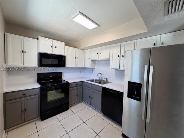 22317 SW 103rd Ave, Cutler Bay, Florida 33190, image 2