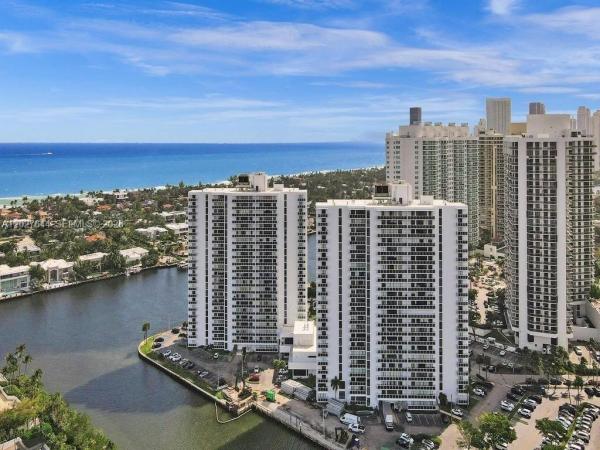 Waterview 1, 20505 E Country Club Dr #233, Aventura, Florida 33180, image 1