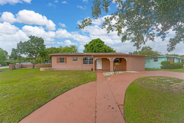 11500 SW 142nd St, Unincorporated Dade County, Florida 33176, image 1