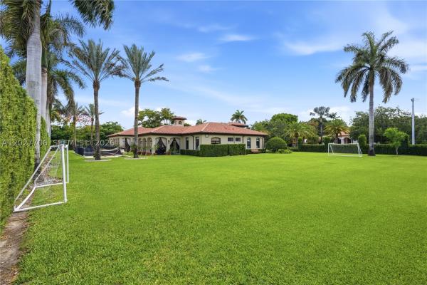6500 SW 99th Ave, Unincorporated Dade County, Florida 33173, image 2
