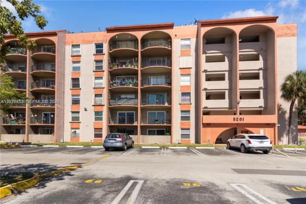 El Cid, 5201 NW 7th St #105, Miami, Florida 33126, image 1