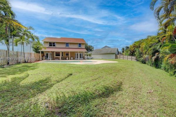 Lakeside Key, 1051 SW 95th Ter, Pembroke Pines, Florida 33025, image 1