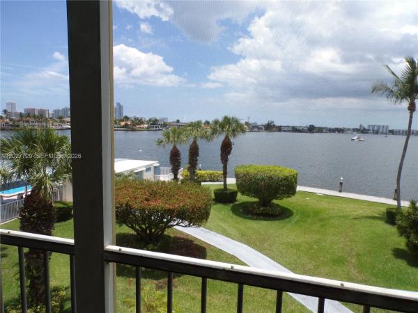 Point East, 3010 Marcos Dr #R-314, Aventura, Florida 33160, image 3