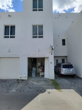 Landmark At Doral, 6310 NW 103rd Pl #202, Doral, Florida 33178, image 2