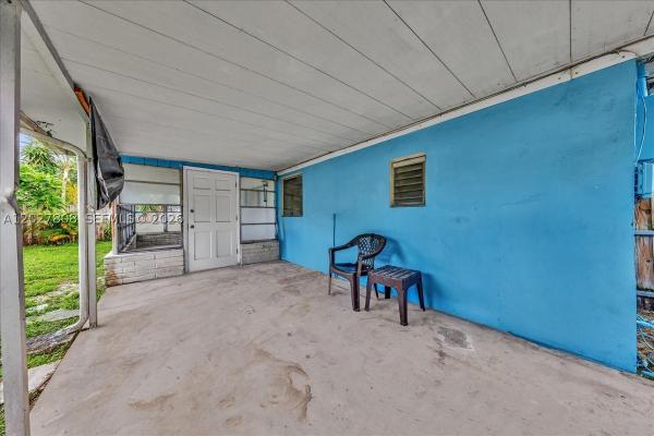 Driftwood Plaza, 6531 Sherman St, Hollywood, Florida 33024, image 2
