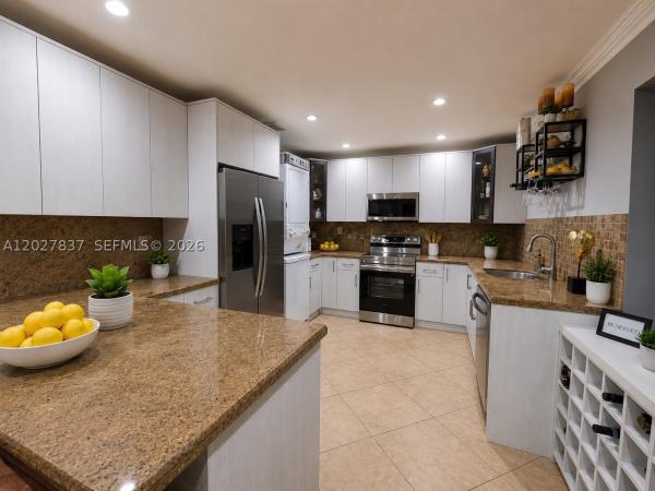 Boulevard Heights, 7513 Grant Ct #A, Hollywood, Florida 33024, image 2