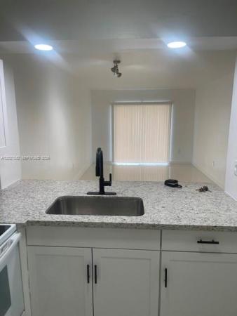 Tall Trees, 16465 NE 22nd Ave #110, North Miami Beach, Florida 33160, image 2