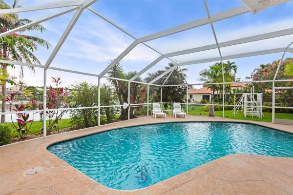 Emerald Lake Estates At The Landings, 10237 SW 12th St, Pembroke Pines, Florida 33025, image 1