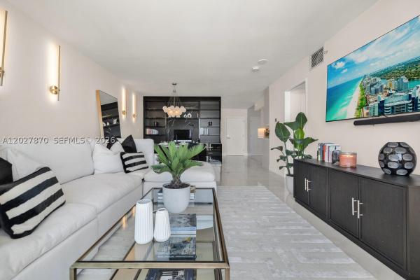 Yacht Club At Portofino, 90 Alton Rd #2207, Miami Beach, Florida 33139, image 2