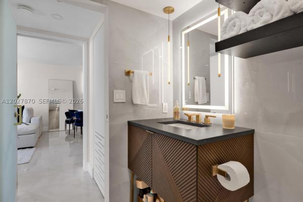 Yacht Club At Portofino, 90 Alton Rd #2207, Miami Beach, Florida 33139, image 3