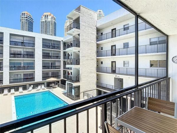 Le Cartier, 201 178th Dr #315, Sunny Isles Beach, Florida 33160, image 2