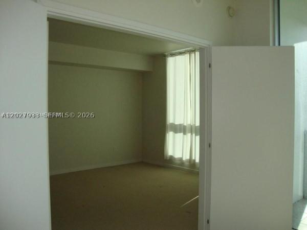 Met 1, 300 S Biscayne Blvd #T-2909, Miami, Florida 33131, image 3