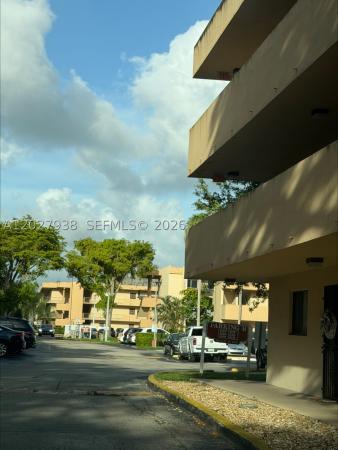 8415 SW 107th Ave #266W, Unincorporated Dade County, Florida 33173, image 1