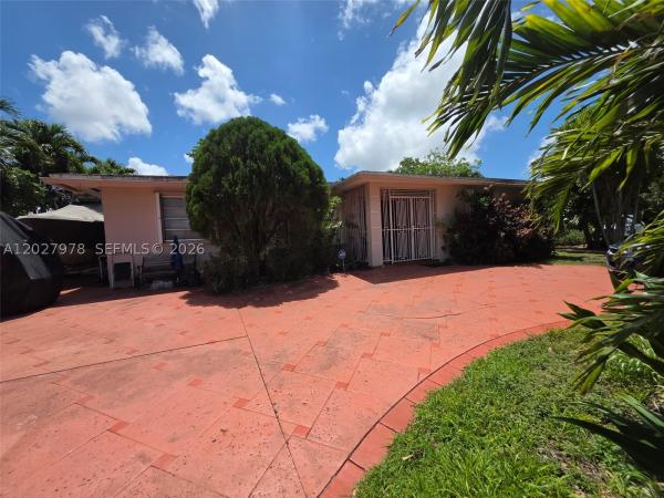 16825 NW 74th Ave, Hialeah, Florida 33015, image 2