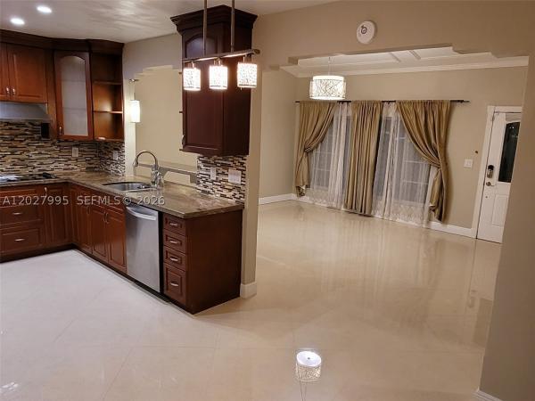 Porter Manor, 1662 SW 19th Ave, Miami, Florida 33145, image 3