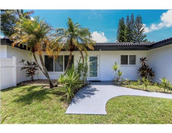 Sunset Trails, 1110 S 14th Ave, Hollywood, Florida 33020, image 1