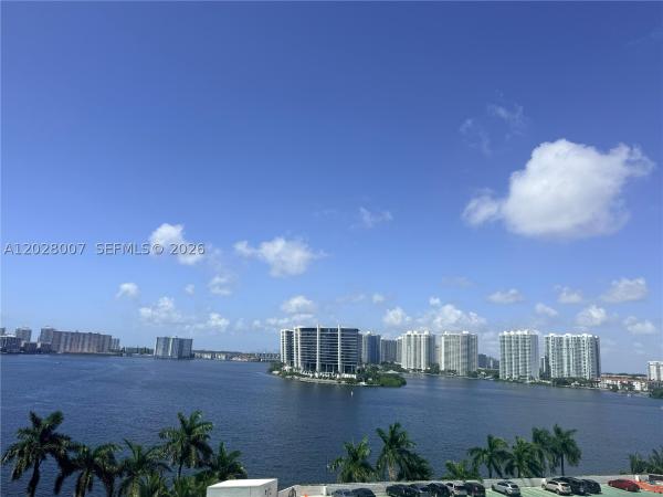 Mystic Pointe Tower 200, 19101 NE 36th Ct #1005, Aventura, Florida 33180, image 1