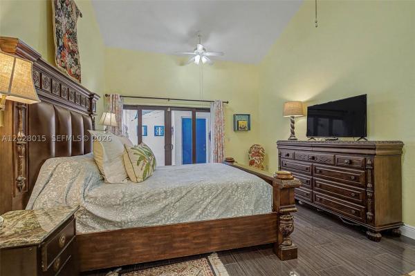 6671 SW 70th Ter #20, South Miami, Florida 33143, image 2