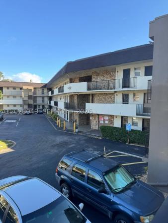 1530 NE 191st St #241, Unincorporated Dade County, Florida 33179, image 1