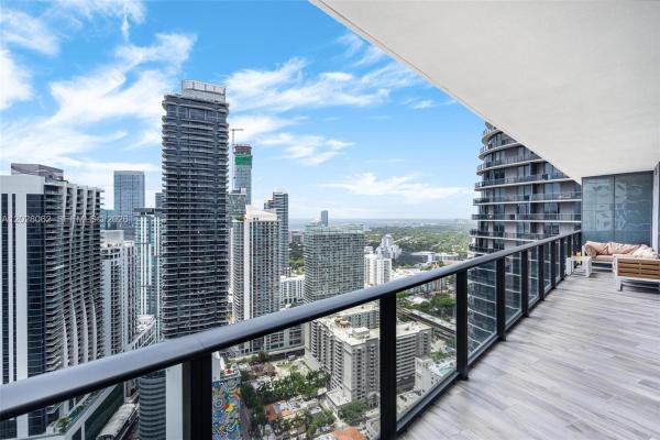 SLS Lux Brickell, 801 S Miami Ave #4302, Miami, Florida 33130, image 1