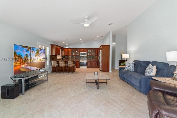 Kensington, 1090 NW 192nd Ave, Pembroke Pines, Florida 33029, image 2