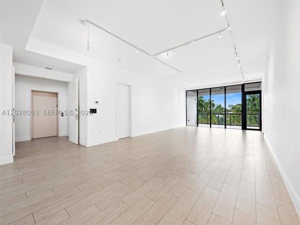 30 Isle Of Venice Dr #403, Fort Lauderdale, Florida 33301, image 2