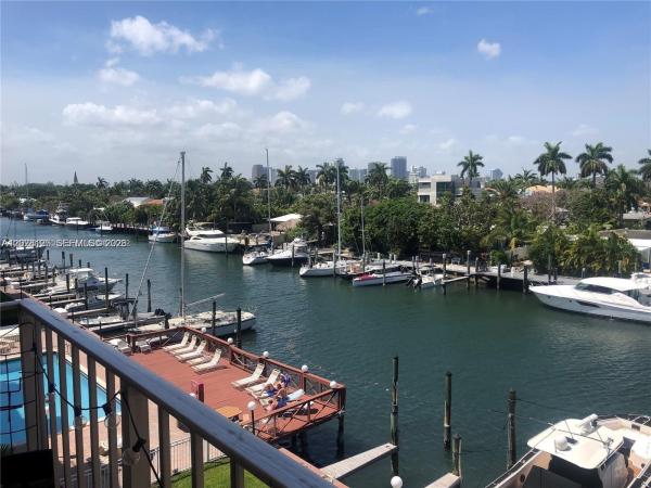 Cromwell East, 1777 SE 15th St #415, Fort Lauderdale, Florida 33316, image 1
