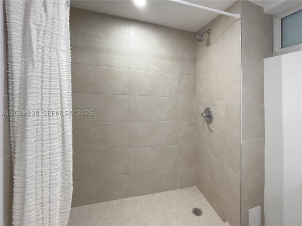 Bayside Terrace, 1670 Bay Rd #2D, Miami Beach, Florida 33139, image 2
