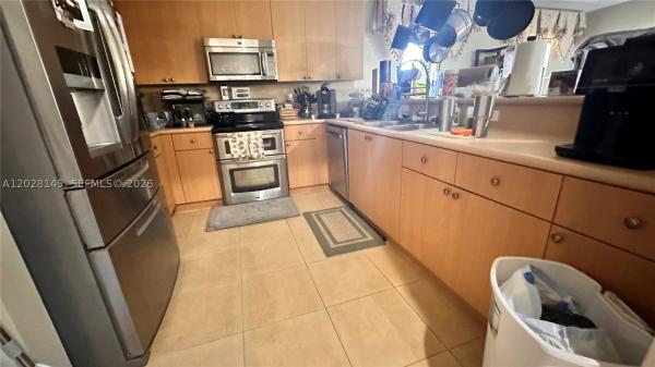 Pelican Bay At Old Cutler Lakes, 21161 SW 88th Ct, Cutler Bay, Florida 33189, image 2