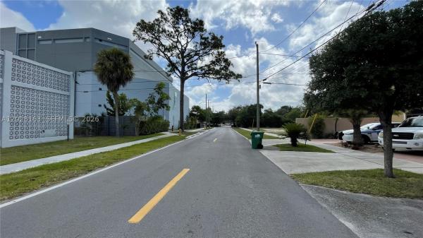 4288 SW 9th St #B, Unincorporated Dade County, Florida 33134, image 1