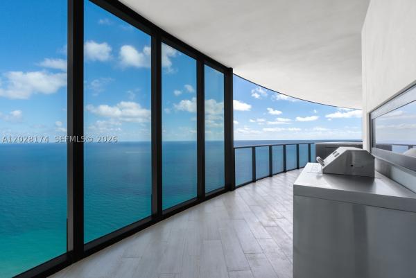 Porsche Design Tower, 18555 Collins Ave #5105, Sunny Isles Beach, Florida 33160, image 2