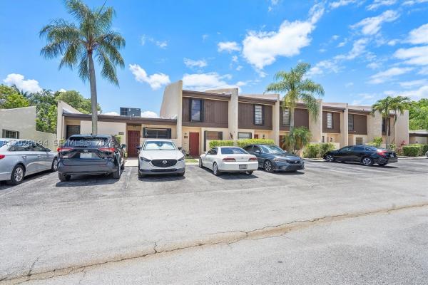 Westview, 9942 NW 10th St #7, Pembroke Pines, Florida 33024, image 2