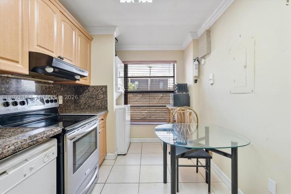 Westview, 9942 NW 10th St #7, Pembroke Pines, Florida 33024, image 3