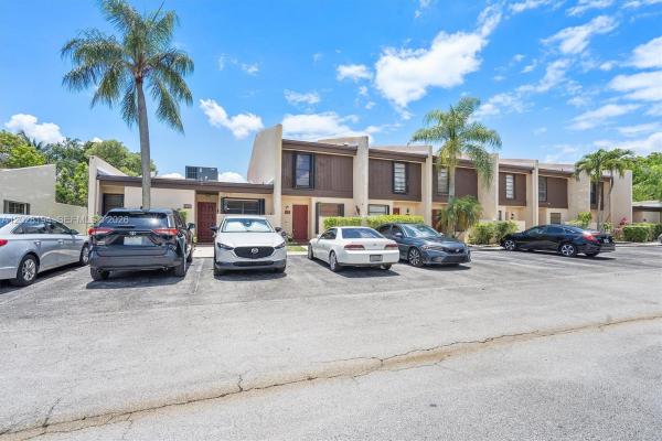 Westview, 9942 NW 10th St #7, Pembroke Pines, Florida 33024, image 1