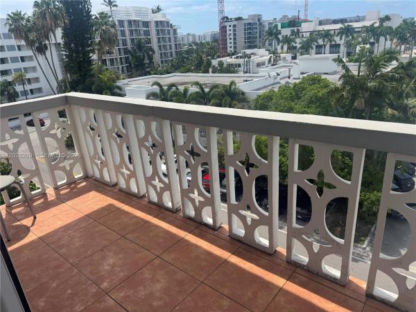 Summit, 9700 E Bay Harbor Dr #512, Bay Harbor Islands, Florida 33154, image 1